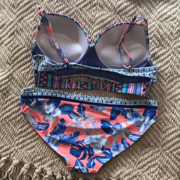 Ocean Pacific Floral Bikini - Picture 2 of 2